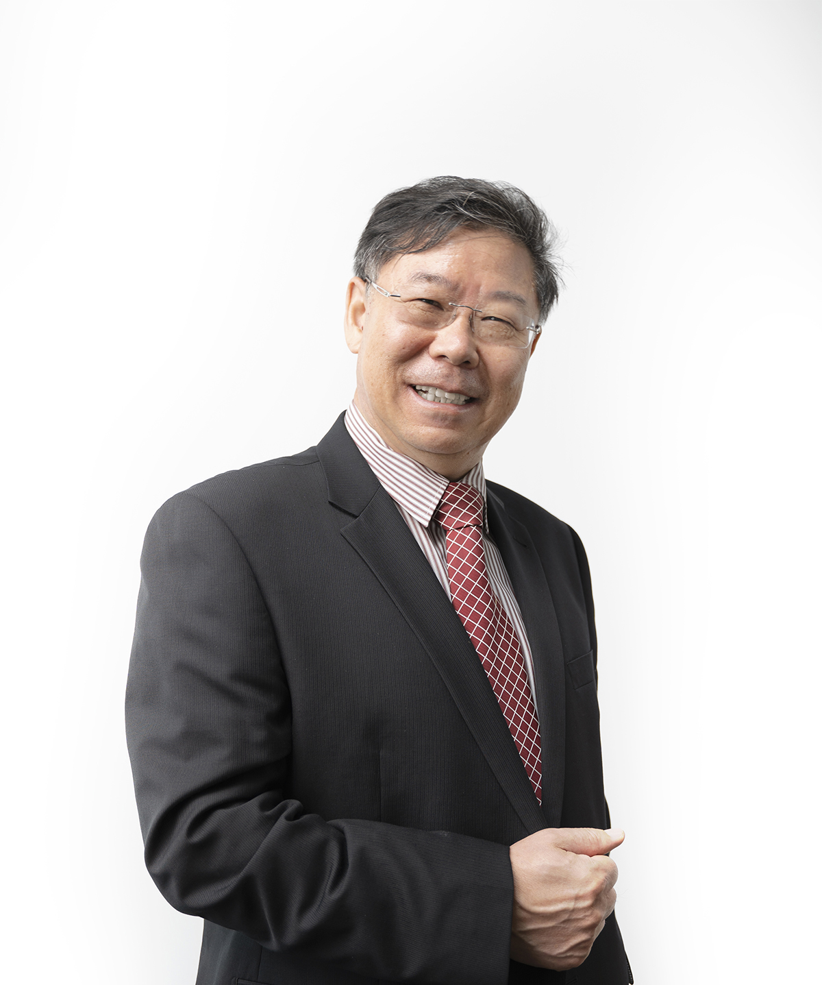 Dr Steven Gong, the Director